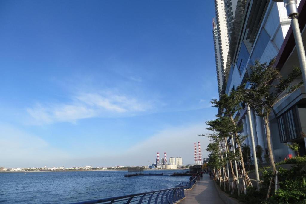 Hotel Golden Sky Pluit Jakarta Exteriör bild